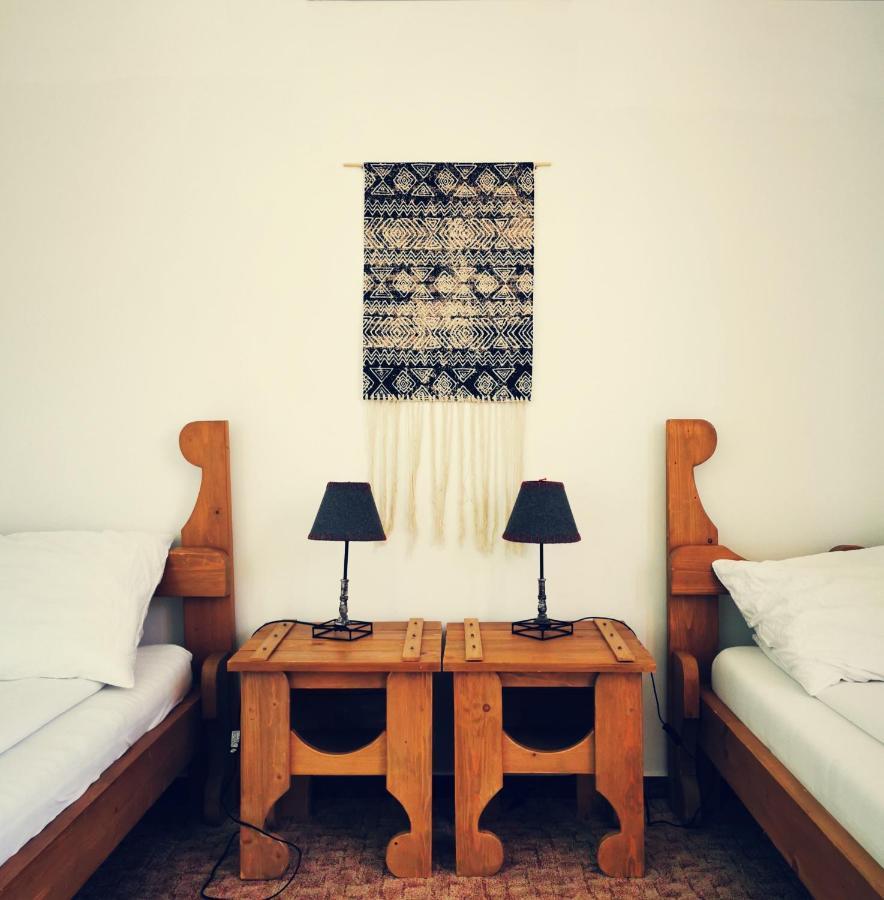 Szabolcs Vezér Panzió Bed and Breakfast Exterior foto